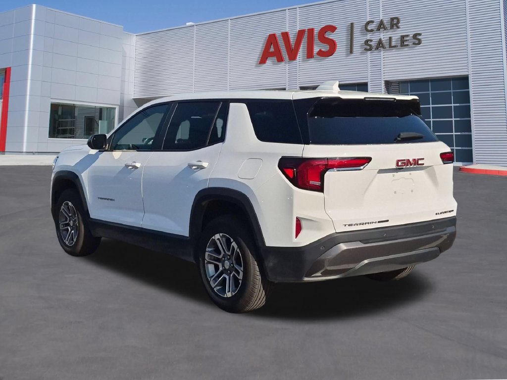 Used 2025 GMC Terrain Elevation AWD/4WD image 9