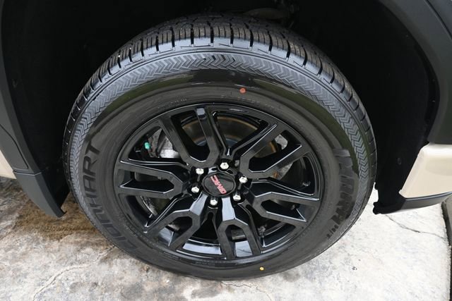 Used 2023 GMC Sierra 1500 Elevation w/ X31 Off-Road Package image 11