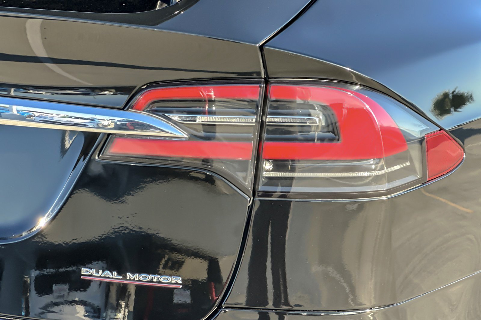 Used 2019 Tesla Model X Performance AWD/4WD image 27