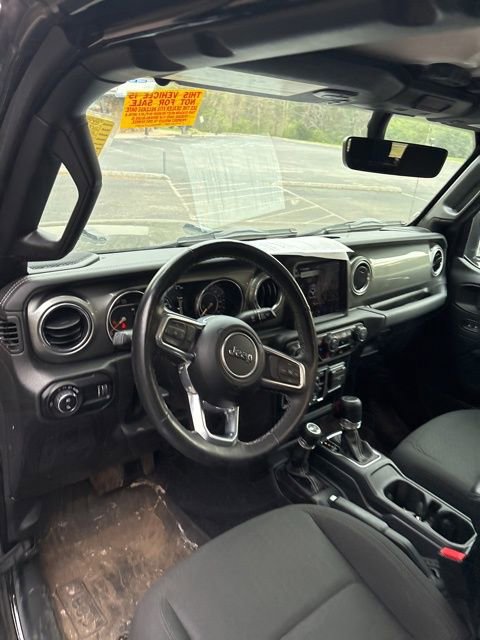 Used 2023 Jeep Gladiator Overland w/ LED Lighting Group image 13