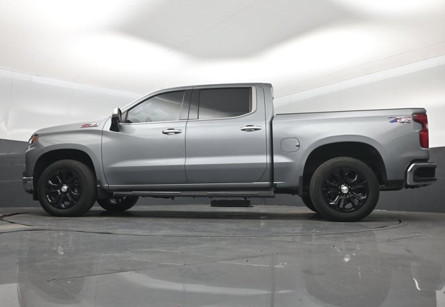 Used 2023 Chevrolet Silverado 1500 LTZ w/ Technology Package AWD/4WD image 15