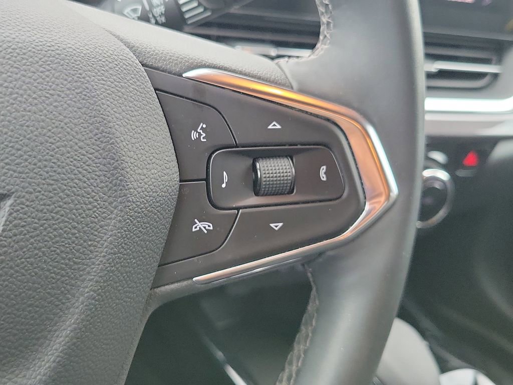Used 2025 Chevrolet Trax ACTIV w/ Driver Confidence Package FWD image 14