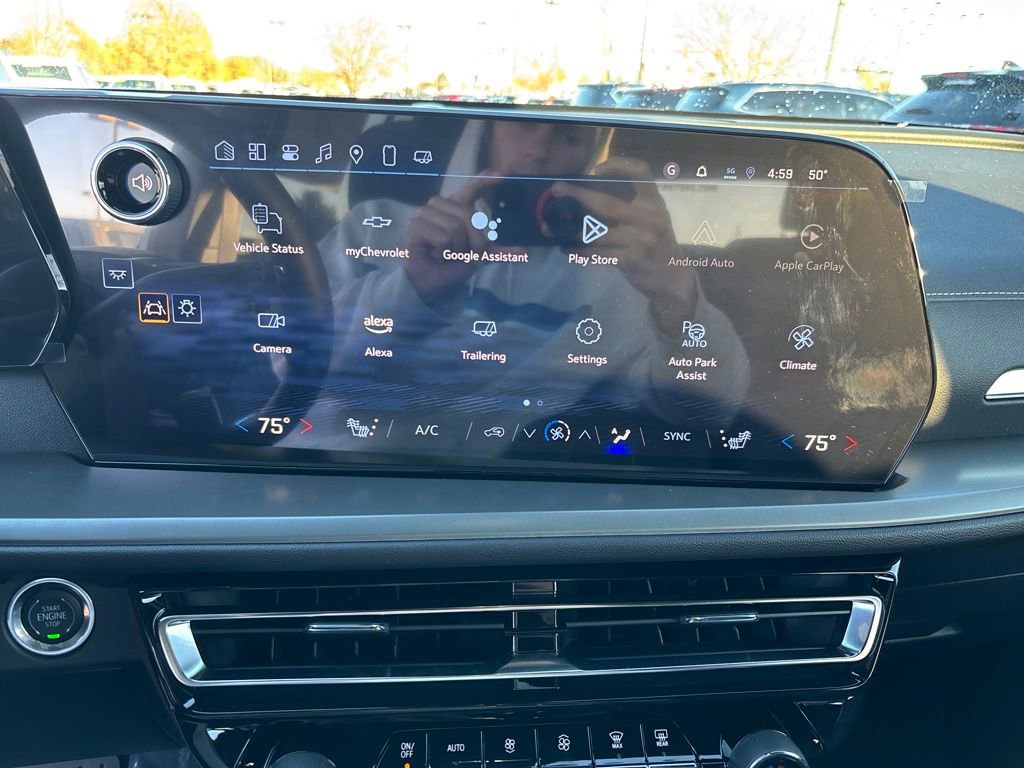 New 2025 Chevrolet Traverse LT w/ Enhanced Driving Package image 18