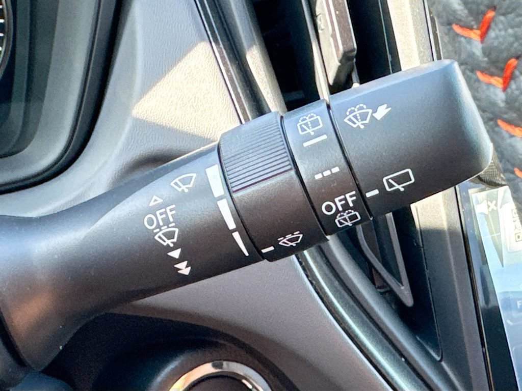 New 2026 Subaru Crosstrek 2.5i Limited w/ Crosstrek Mirror Package AWD/4WD image 14