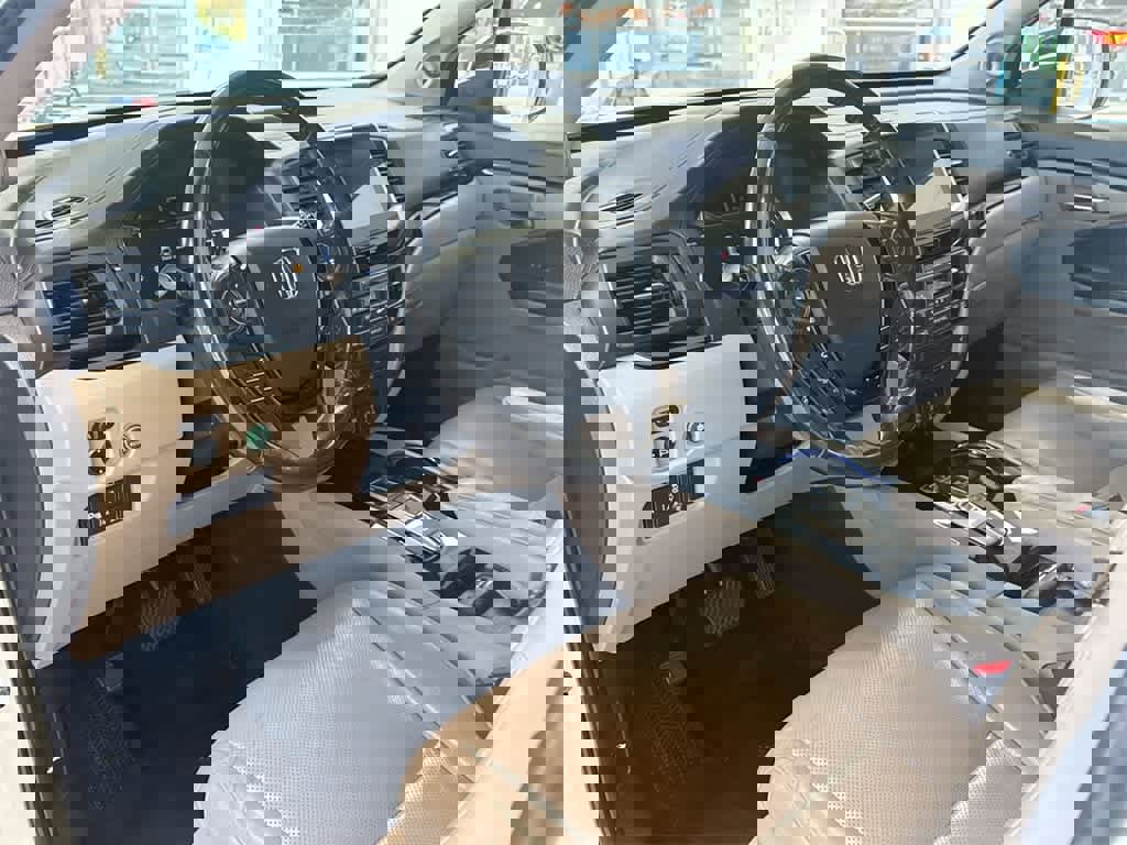 Used 2018 Honda Pilot Elite image 10