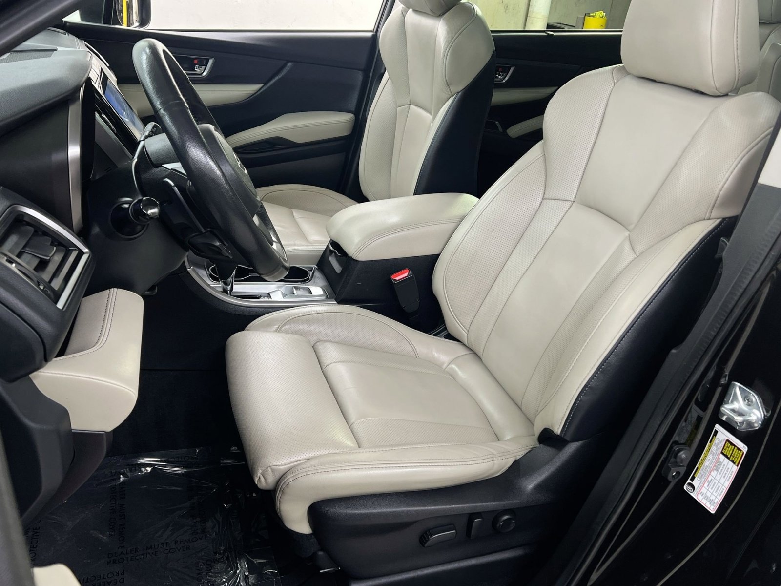 Used 2022 Subaru Ascent Limited w/ Technology Package image 4