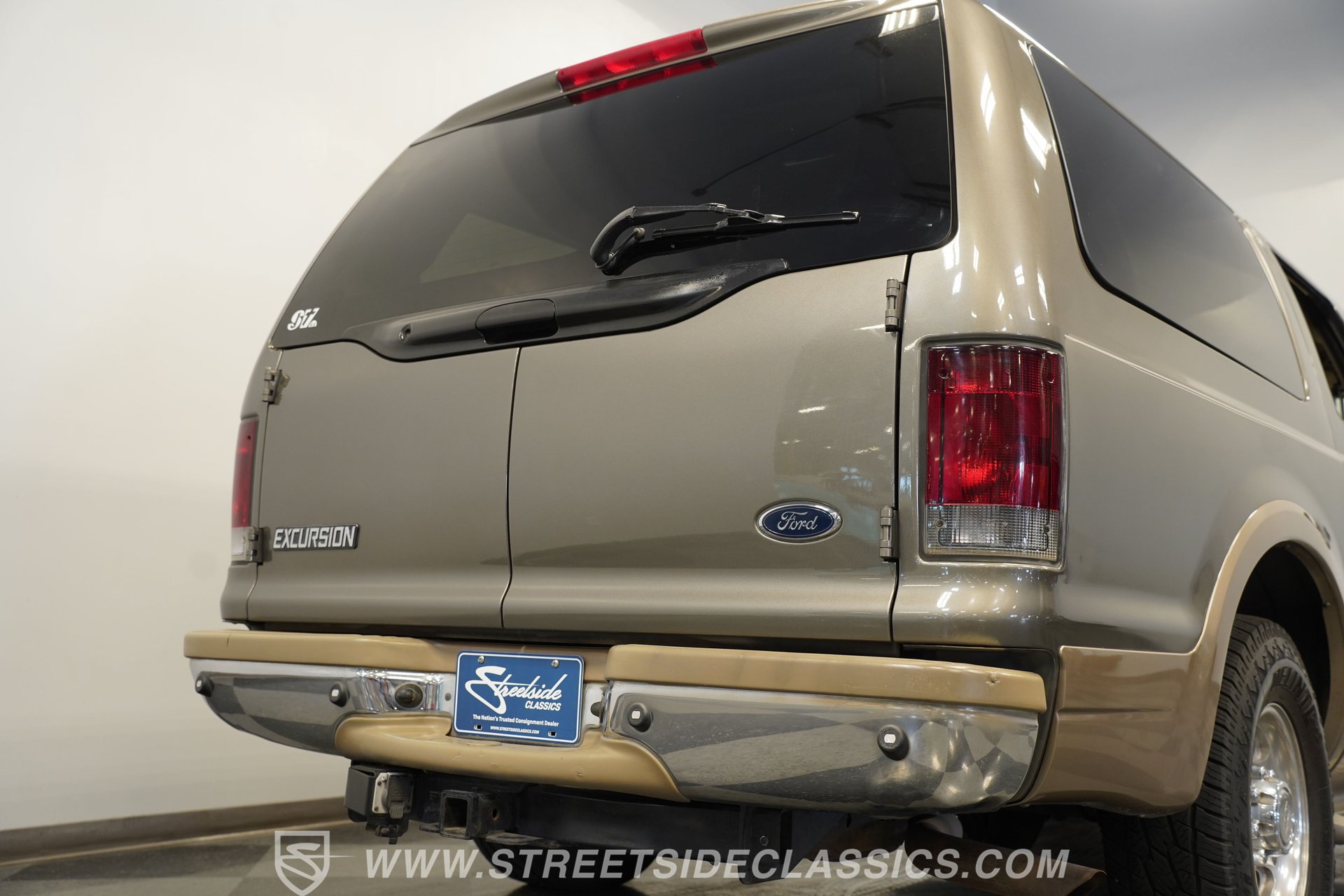 Used 2002 Ford Excursion Limited RWD image 32