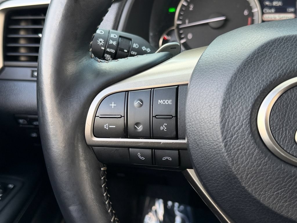 Used 2022 Lexus RX 350L Premium w/ Premium Package AWD/4WD image 20