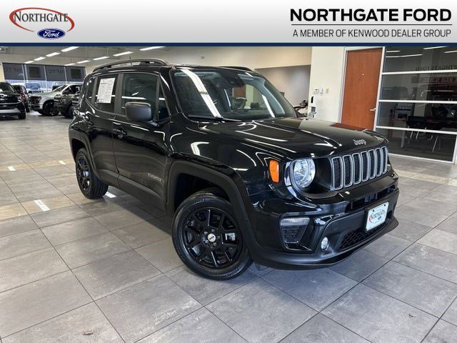 Used 2022 Jeep Renegade Latitude w/ Convenience Group AWD/4WD image 1