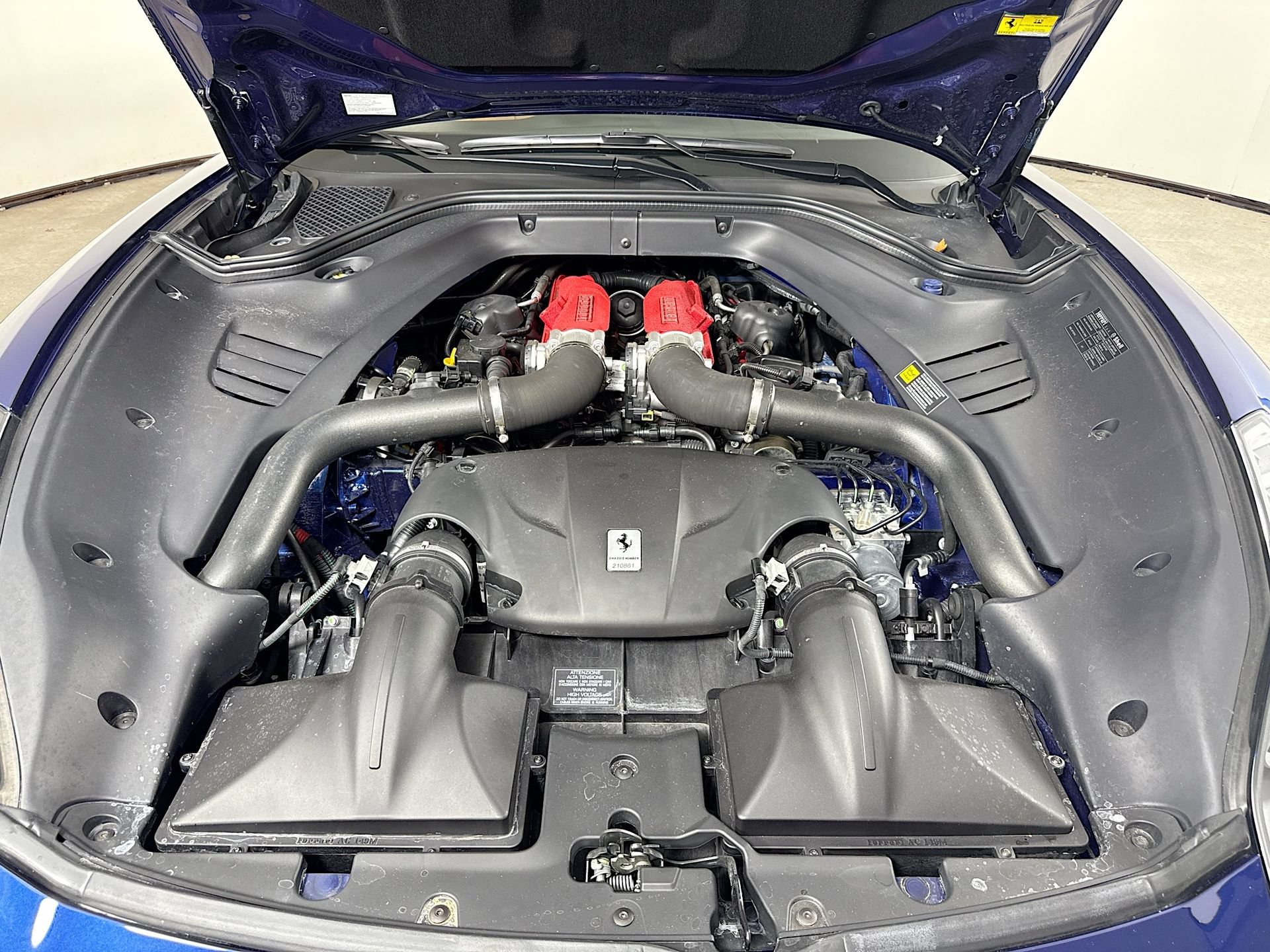 Certified 2015 Ferrari California T RWD image 19