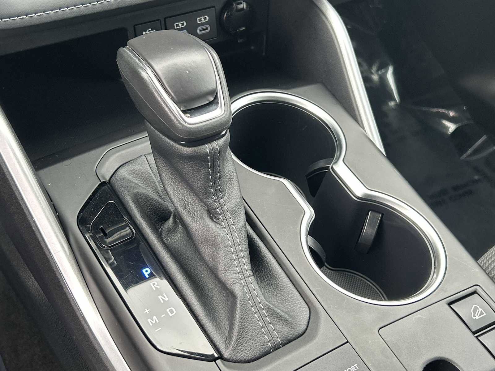 Used 2023 Toyota Highlander LE image 31