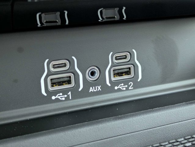 New 2026 RAM 2500 Laramie AWD/4WD image 22