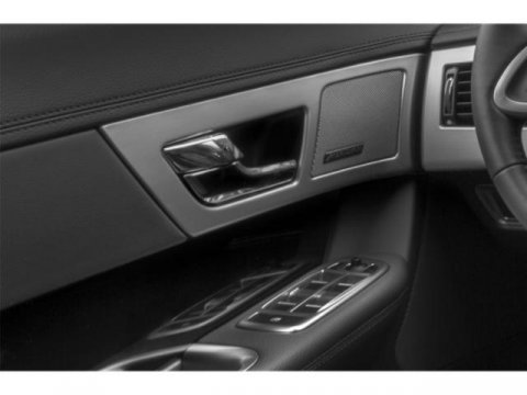 Used 2015 Jaguar XF Sport image 22