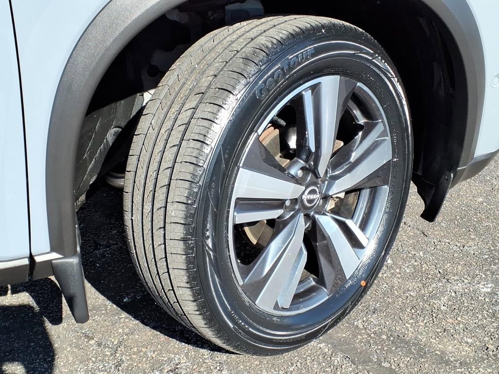 Certified 2023 Nissan Rogue SL w/ SL Premium Package image 4