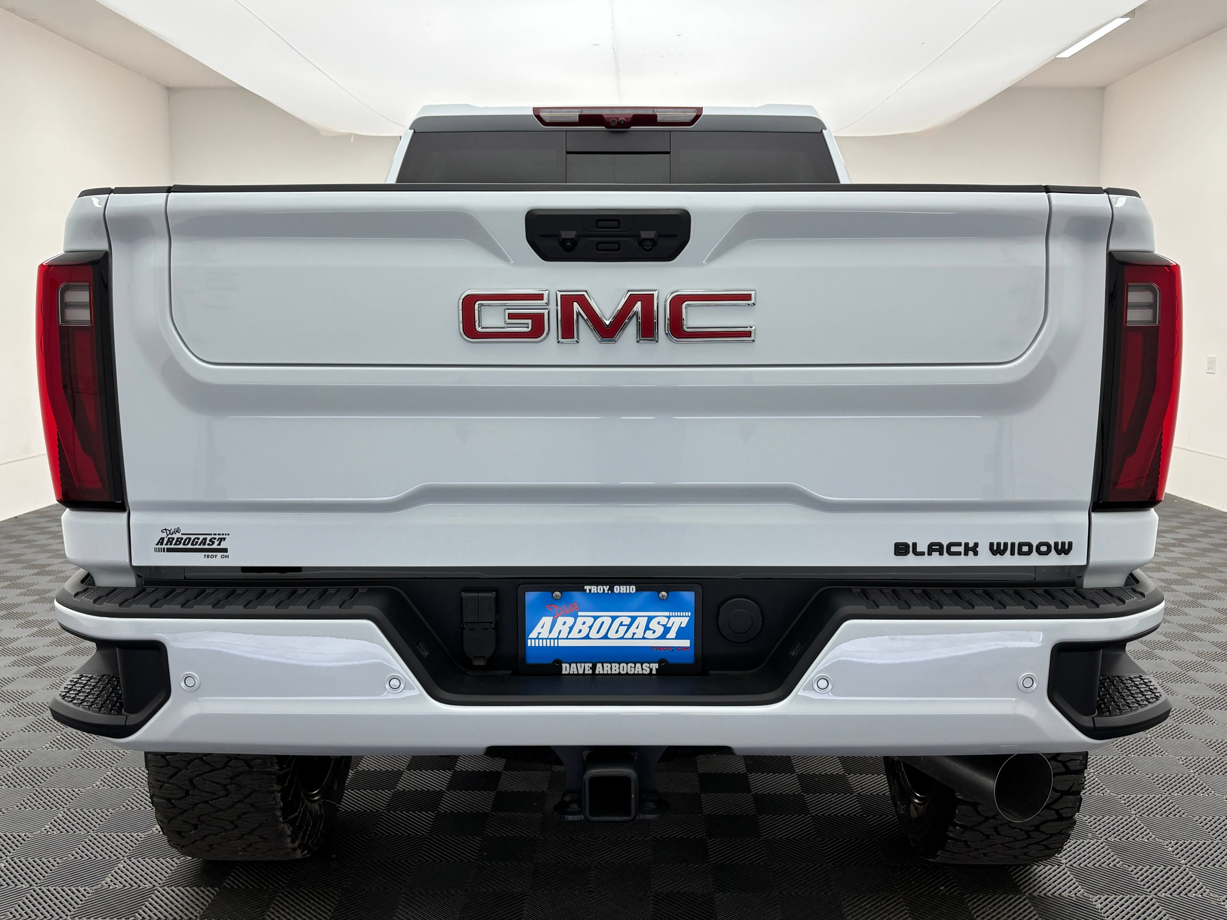 New 2026 GMC Sierra 2500 Denali w/ Denali Reserve Package AWD/4WD image 11