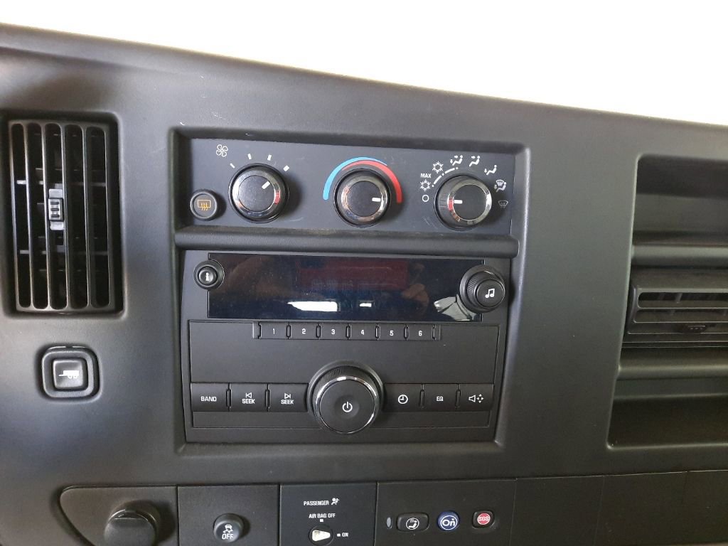 Used 2014 Chevrolet Express 2500 LS RWD image 27