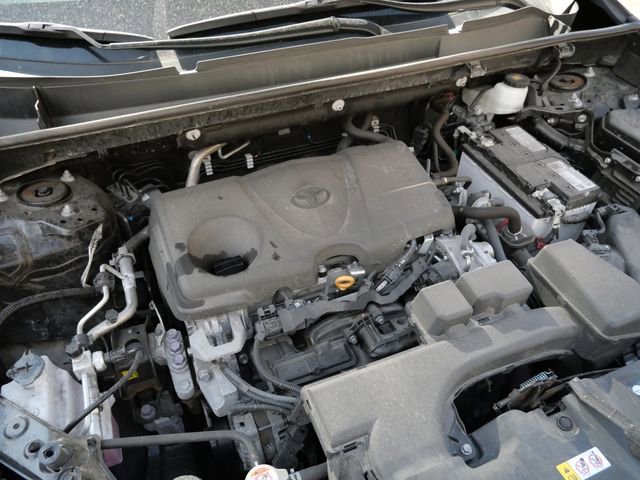 Used 2024 Toyota RAV4 LE AWD/4WD image 10
