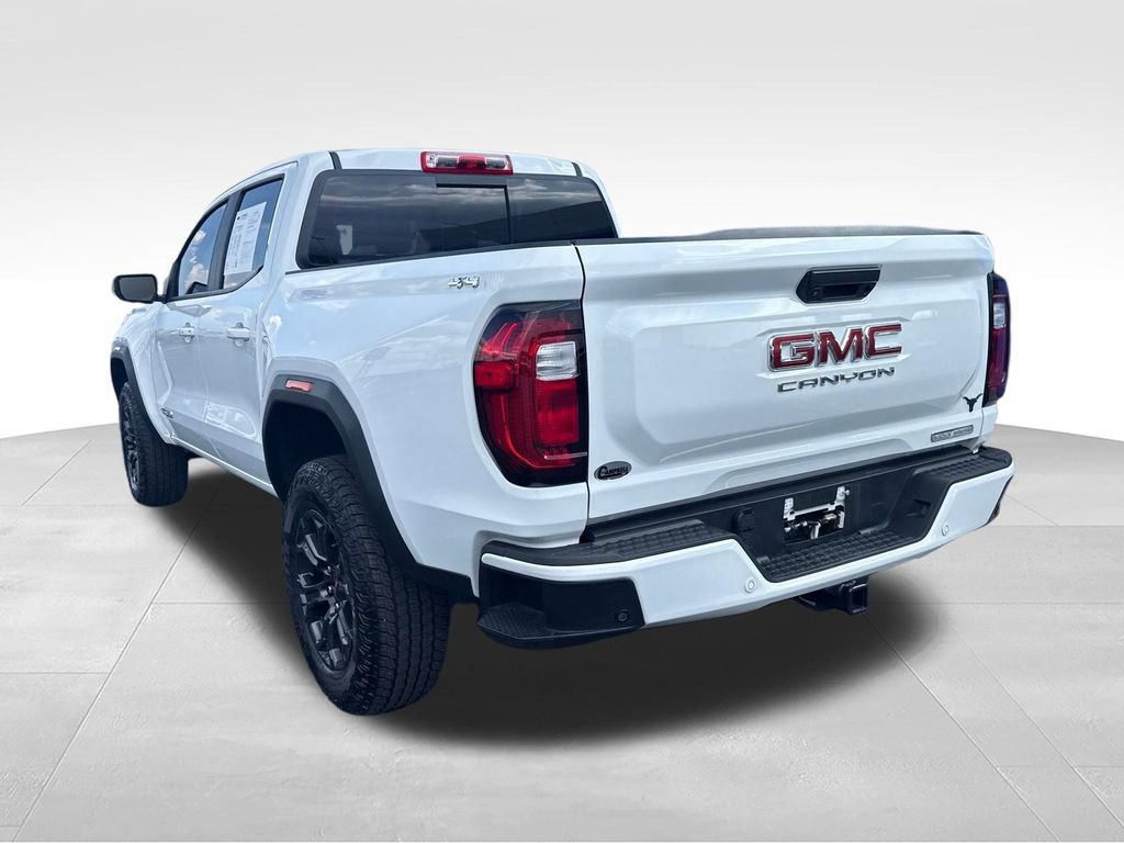 Used 2024 GMC Canyon Elevation w/ Elevation Premium Package AWD/4WD image 3