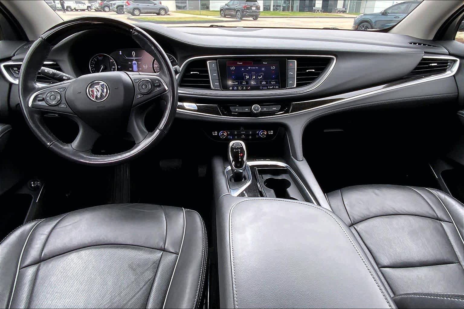 Used 2020 Buick Enclave Avenir w/ Avenir Technology Package image 15