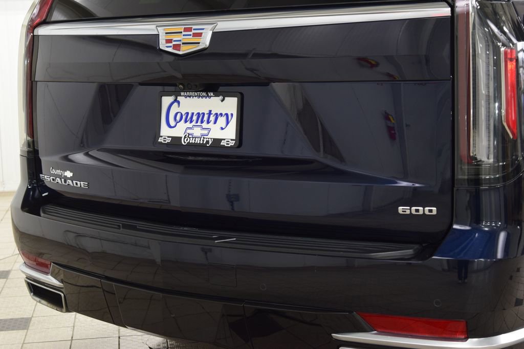 Used 2024 Cadillac Escalade Premium Luxury Platinum image 21