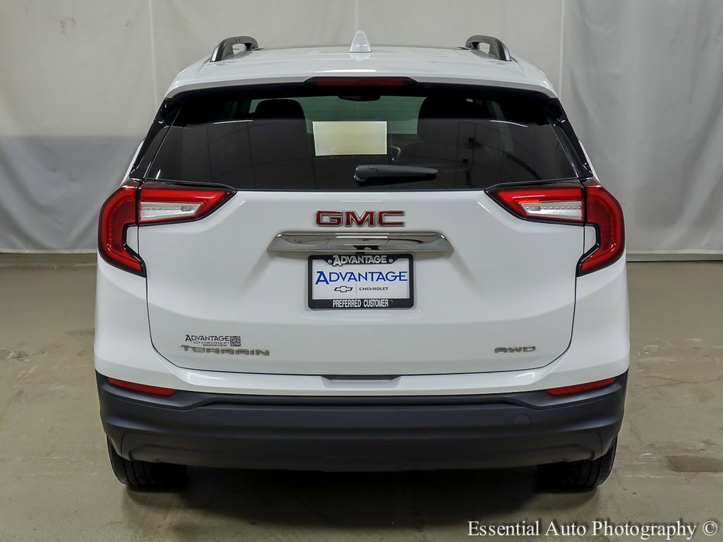 Used 2022 GMC Terrain SLE w/ Driver Convenience Package image 6