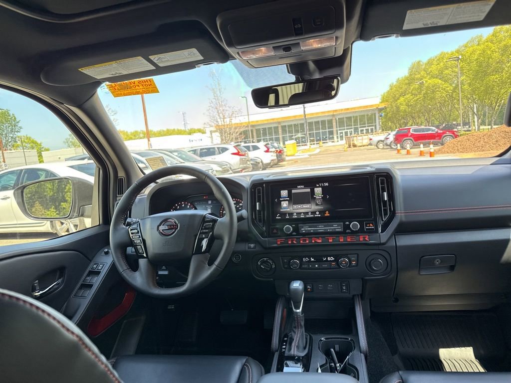 Used 2025 Nissan Frontier PRO-4X w/ Pro Premium Package image 14