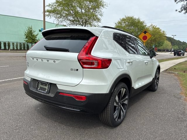 New 2026 Volvo XC40 B5 Ultra w/ Protection Package Premier AWD/4WD image 6