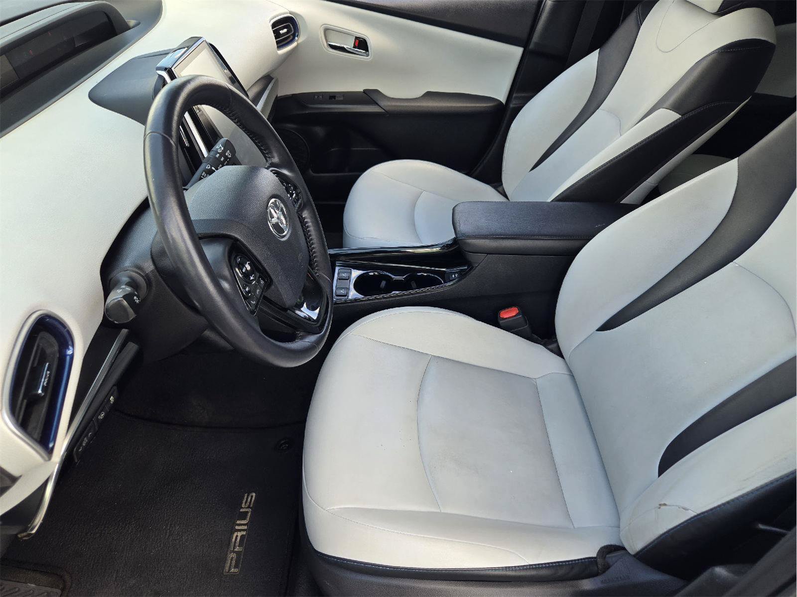 Used 2019 Toyota Prius Limited FWD image 12