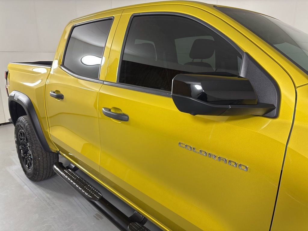 Used 2023 Chevrolet Colorado Trail Boss w/ Technology Package image 12