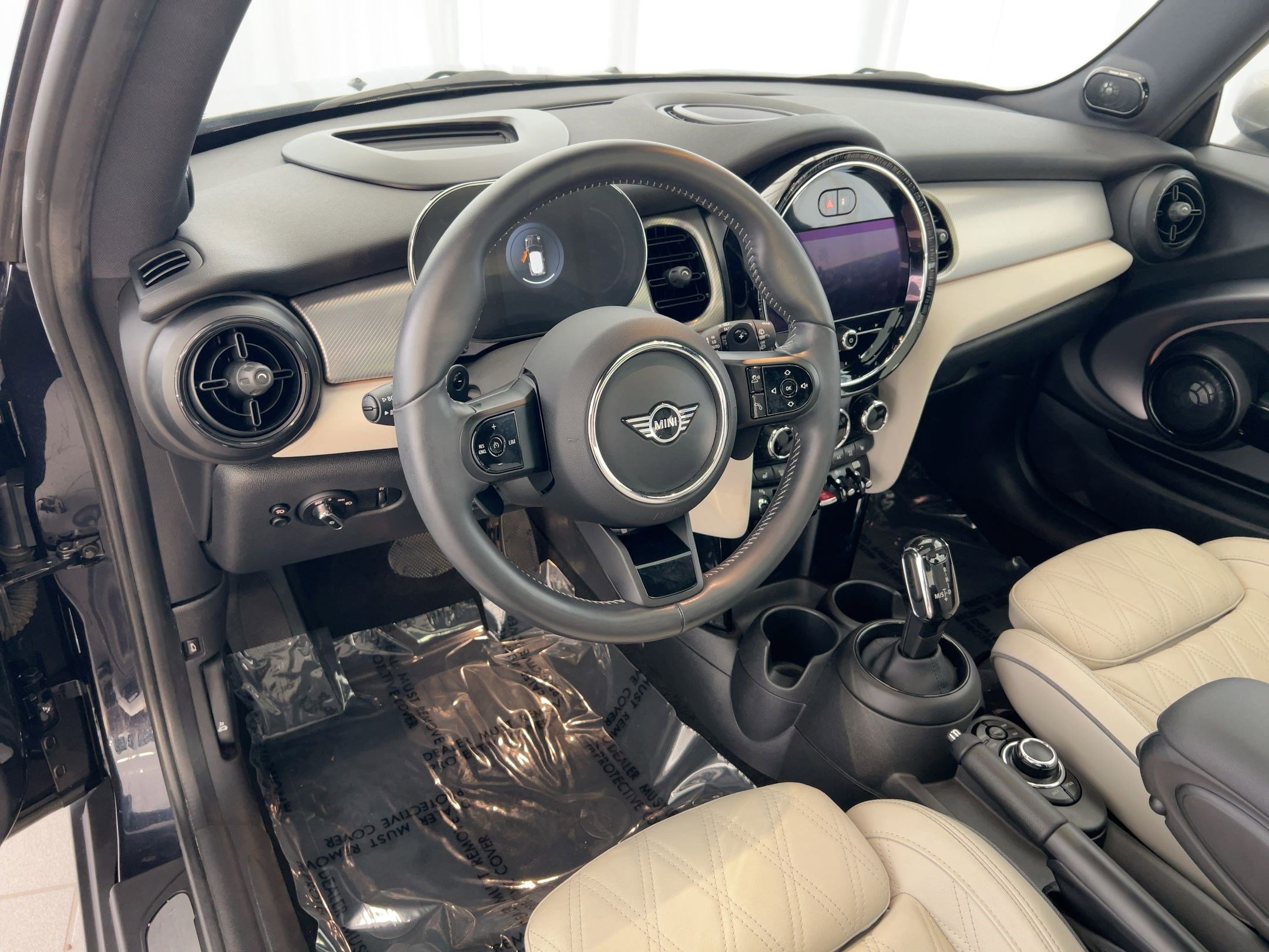 Used 2023 MINI Cooper S image 4