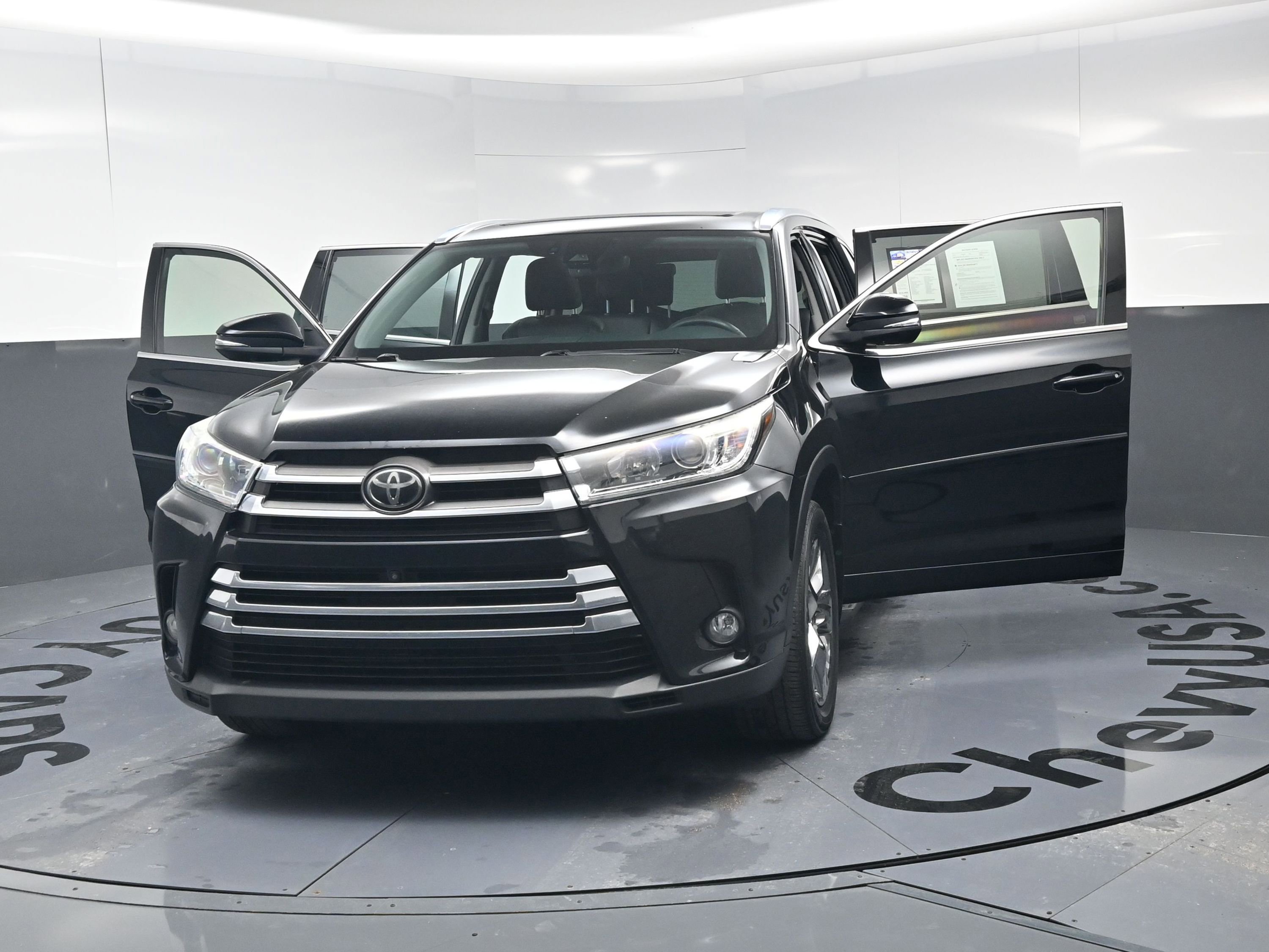 Used 2018 Toyota Highlander Limited Platinum w/ Protection Package #3 image 22