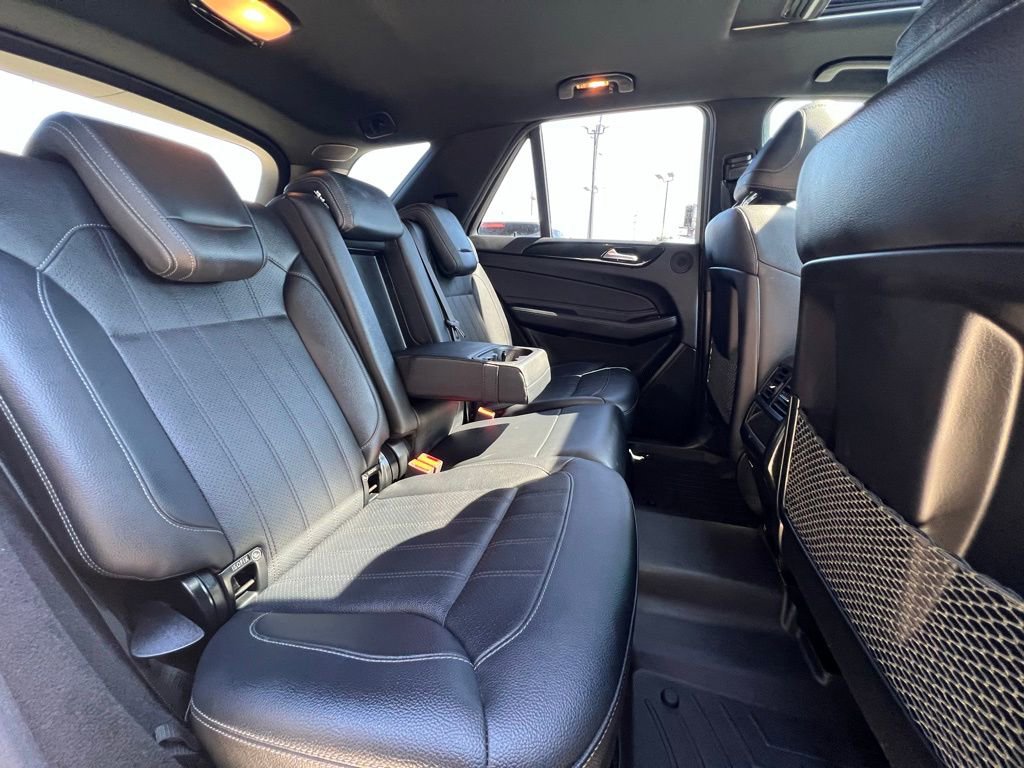 Used 2019 Mercedes-Benz GLE 400 4MATIC image 25