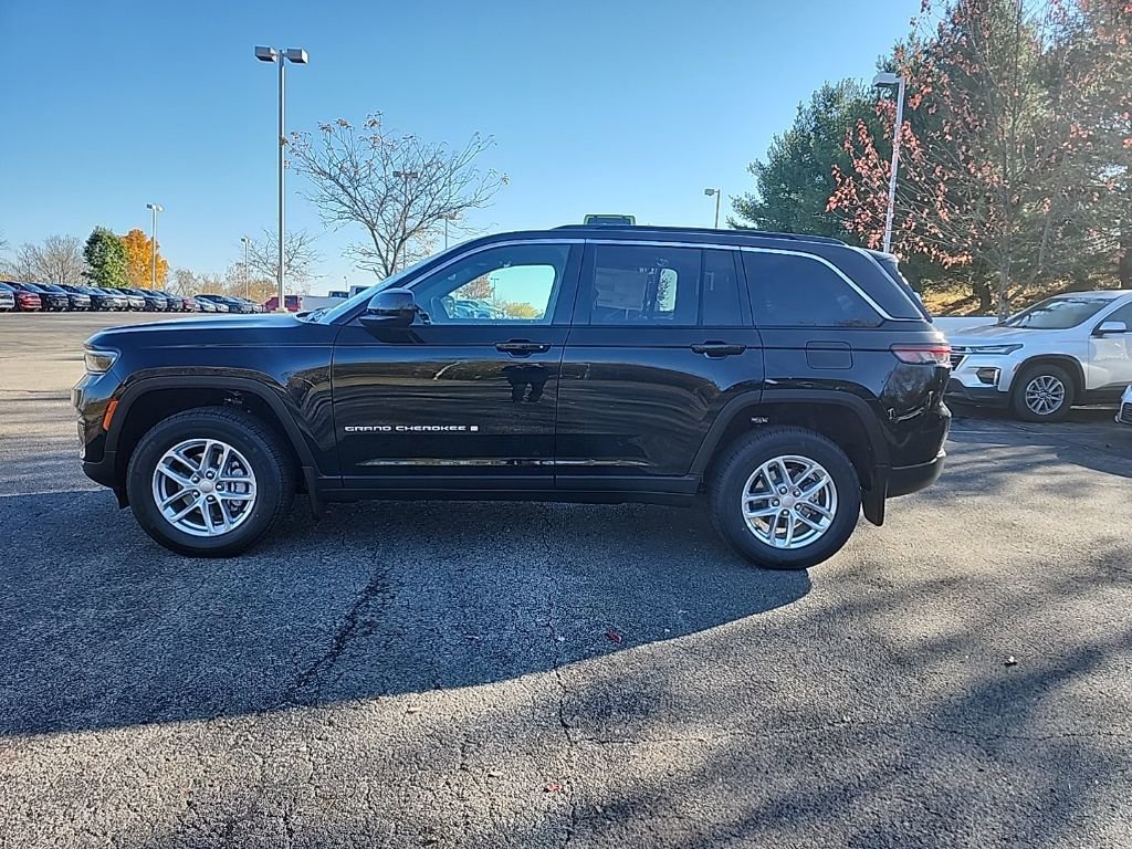 New 2025 Jeep Grand Cherokee Laredo X w/ Luxury Tech Group I image 6