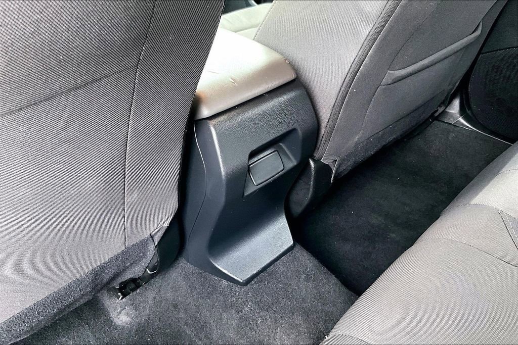 Used 2024 Subaru Crosstrek 2.0i image 34