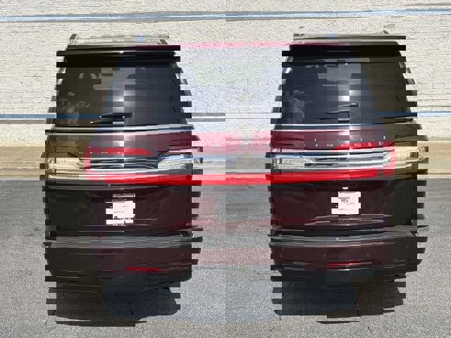 Used 2018 Lincoln Navigator Select w/ Technology Package image 6