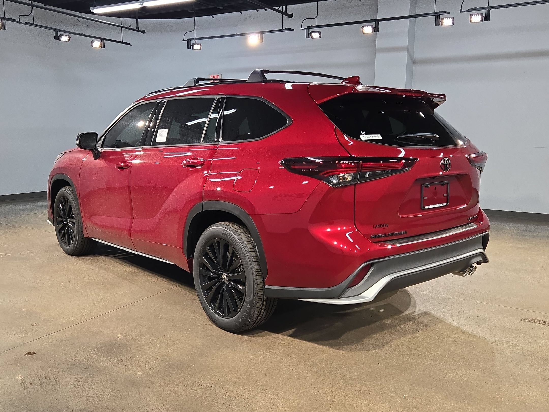 New 2026 Toyota Highlander XSE AWD/4WD image 5