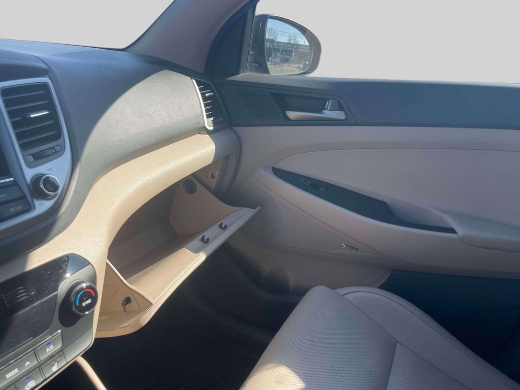 Used 2018 Hyundai Tucson Limited w/ Cargo Package image 33