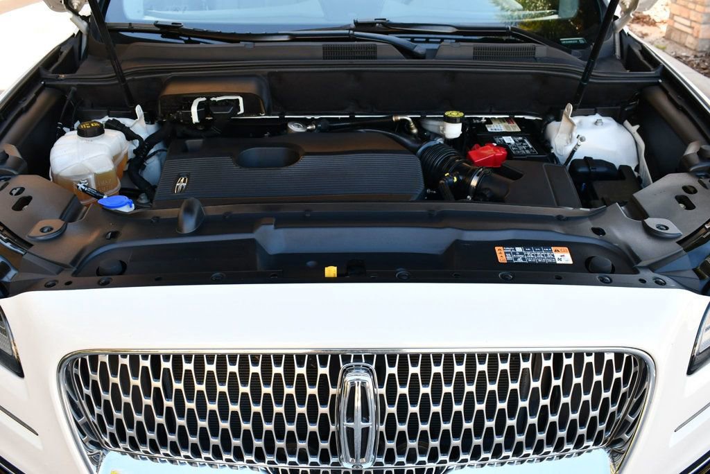Used 2019 Lincoln Nautilus Reserve image 67