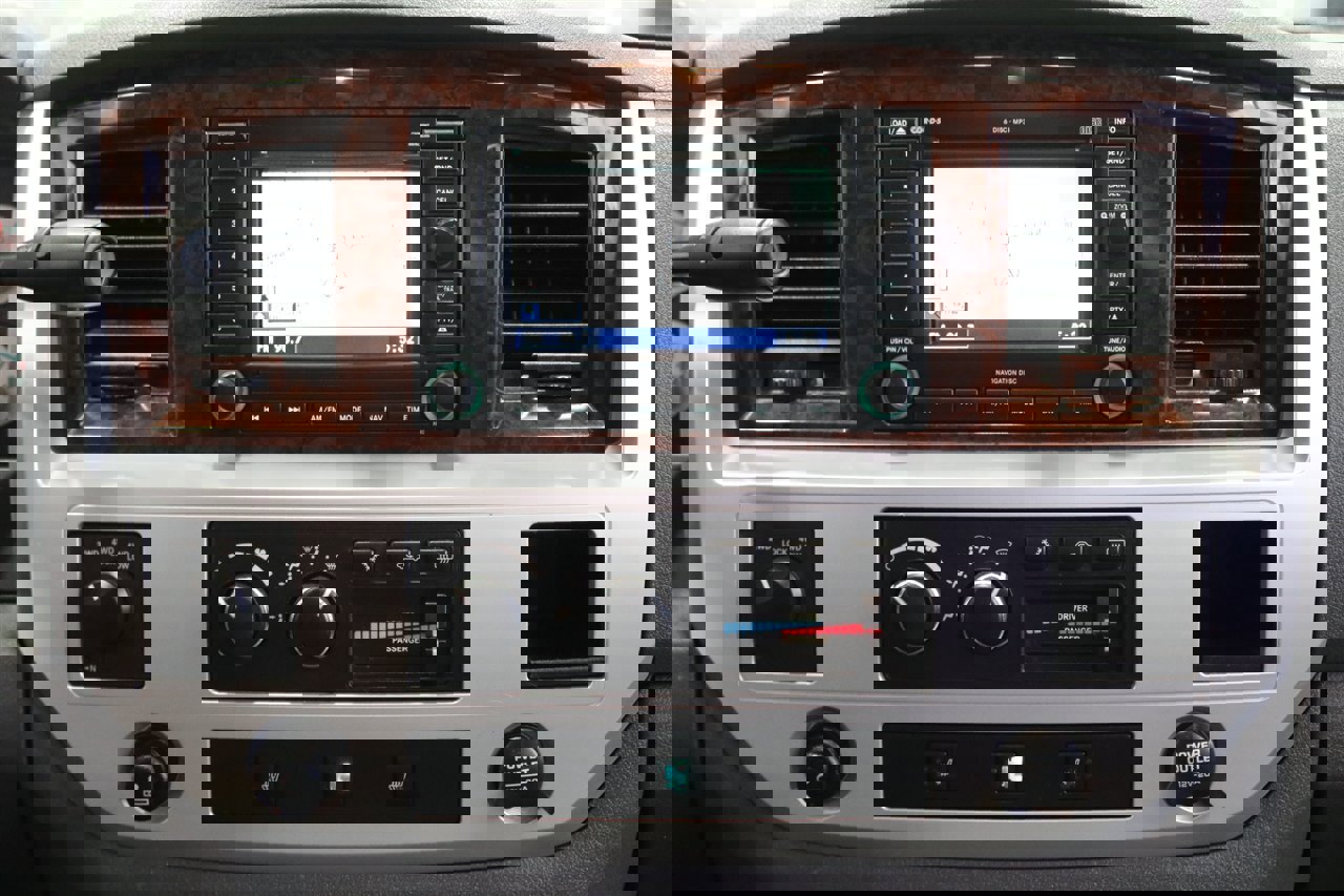 Used 2008 Dodge Ram 3500 Truck Laramie w/ Trailer Tow Group AWD/4WD image 85