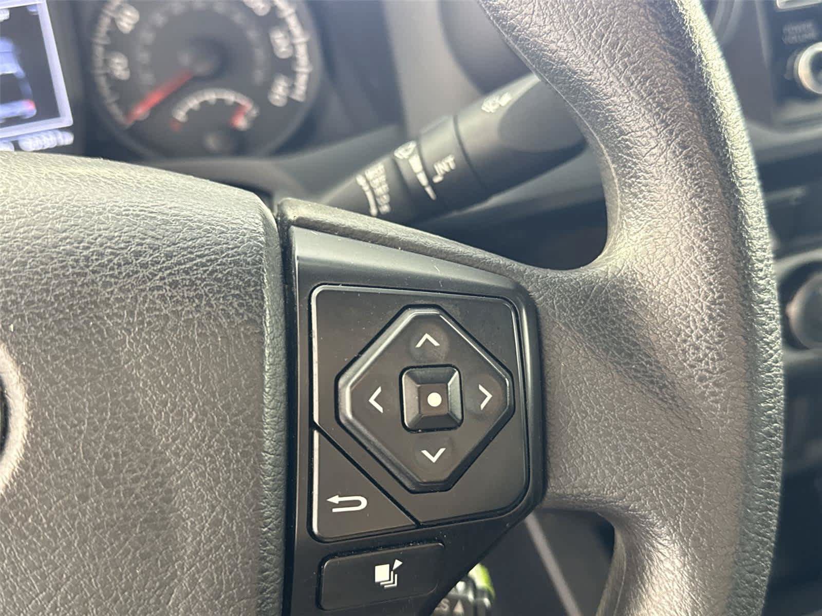 Used 2022 Toyota Tacoma SR AWD/4WD image 23