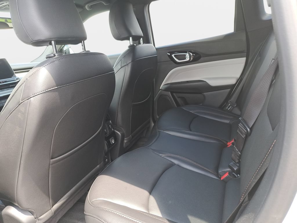 Certified 2023 Jeep Compass Limited AWD/4WD image 14