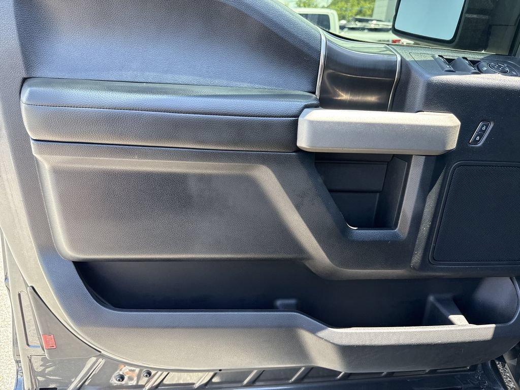 Used 2019 Ford F150 Raptor w/ Equipment Group 801A Mid AWD/4WD image 10