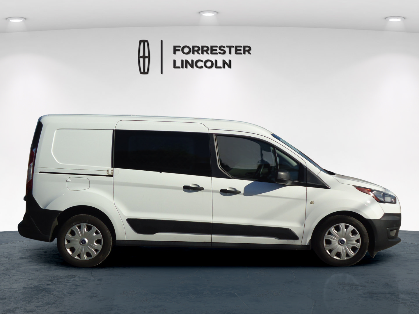 Used 2023 Ford Transit Connect XL FWD image 2