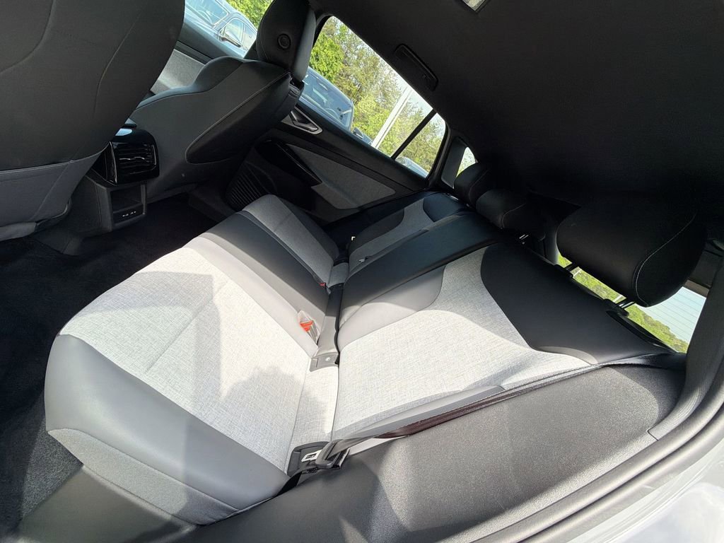 Used 2024 Volkswagen ID.4 2WD image 25