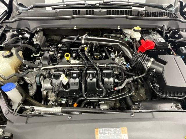 Used 2020 Ford Fusion SE image 29