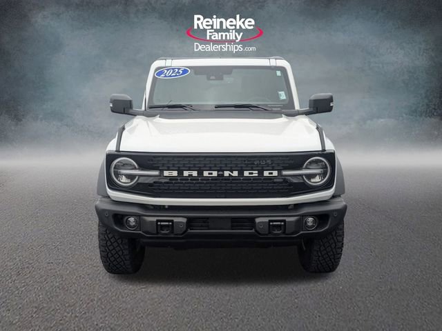Used 2025 Ford Bronco Badlands image 2