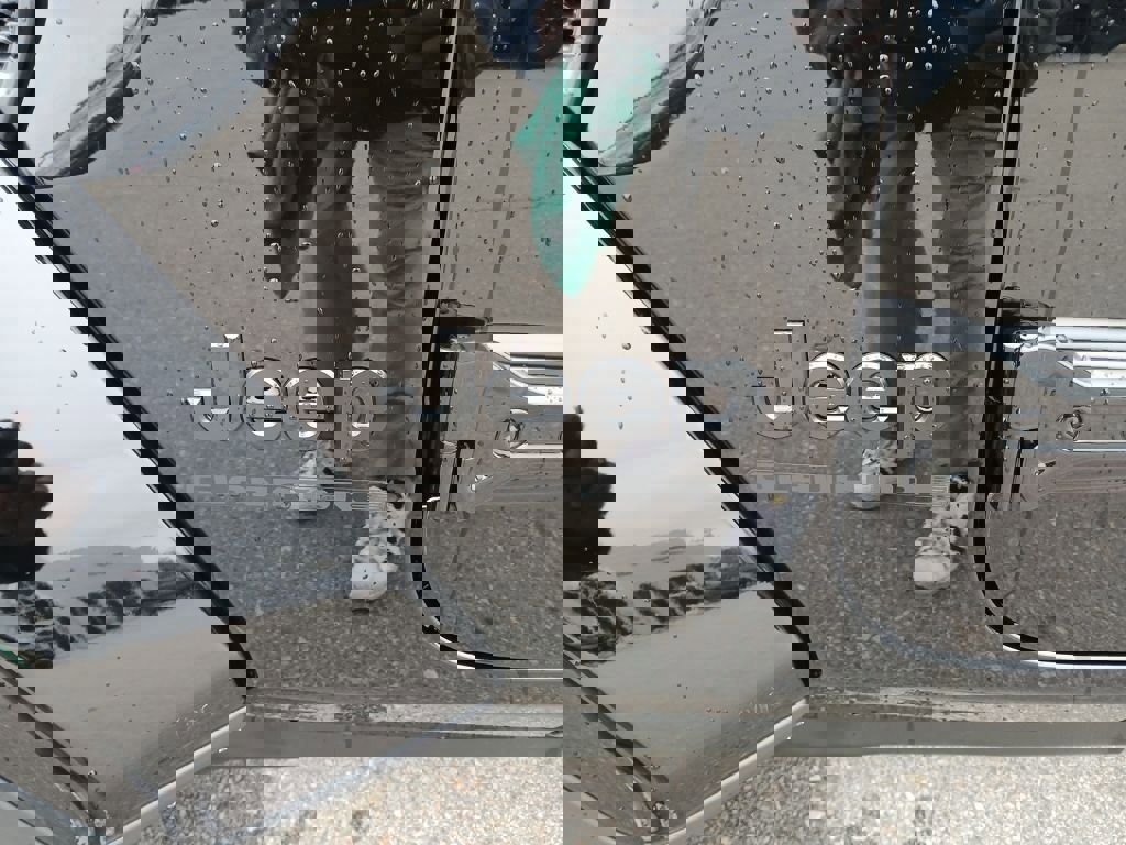 New 2026 Jeep Gladiator Sport image 10