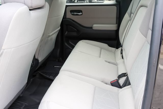 Used 2025 Nissan Frontier SV w/ SV Convenience Package AWD/4WD image 14