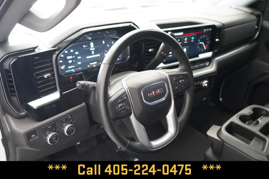 Used 2025 GMC Sierra 1500 SLT AWD/4WD image 21