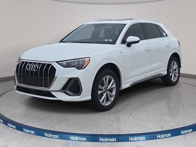 Used 2021 Audi Q3 2.0T Premium w/ Convenience Package AWD/4WD image 1